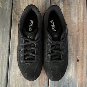 Fila Black Running Athletic Shoes Excellent Condition ~ Girls size 5